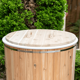 36" Round Cold Plunge Lid – Knotty Red Cedar